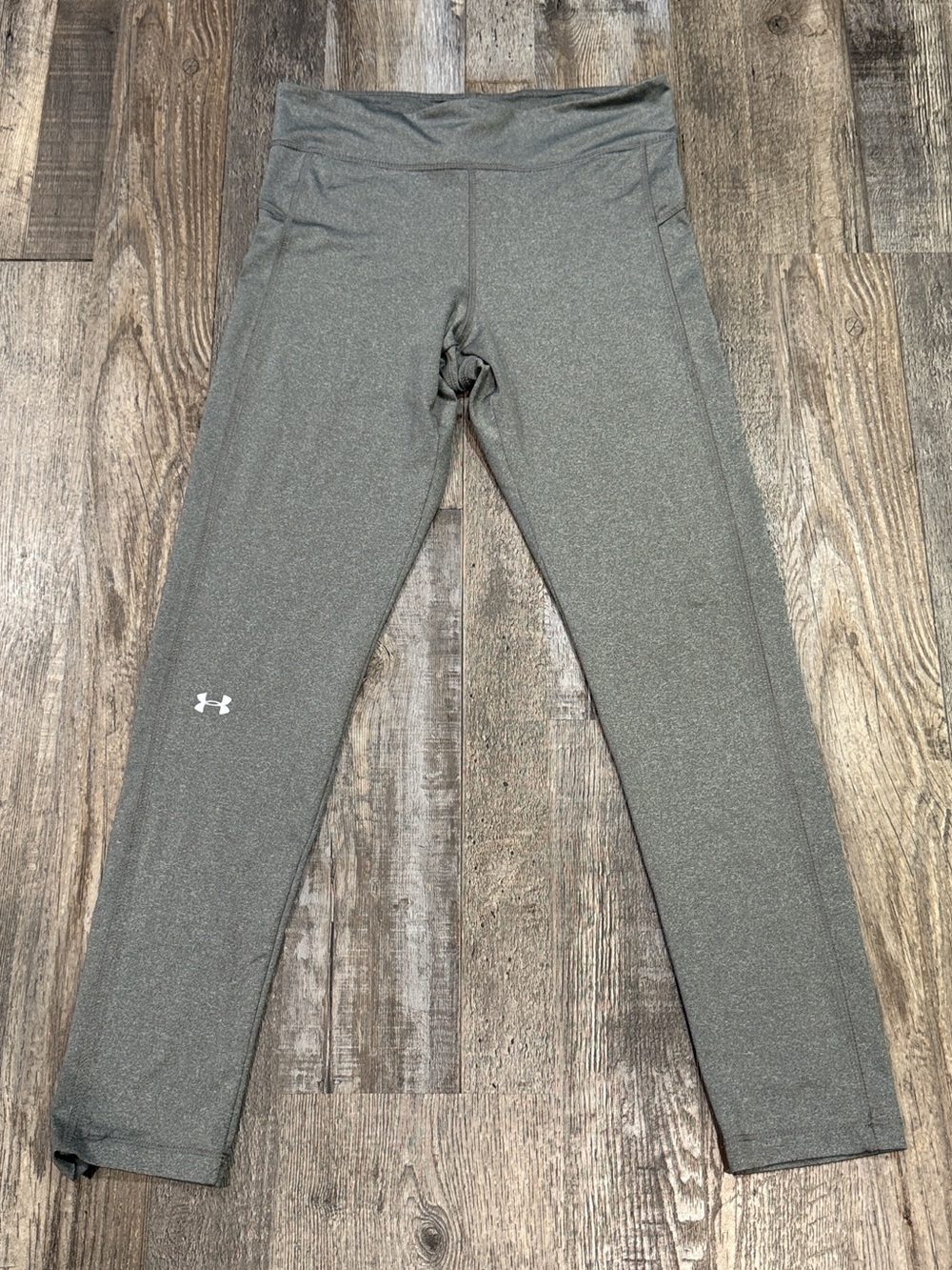 Under Armour Women’s Gray Heather Performance Leggings